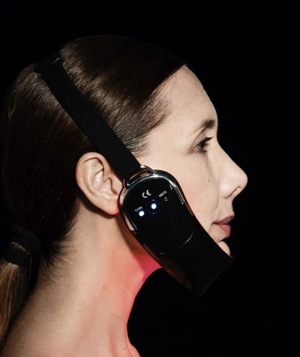 Unicled Neck & Chin Mask